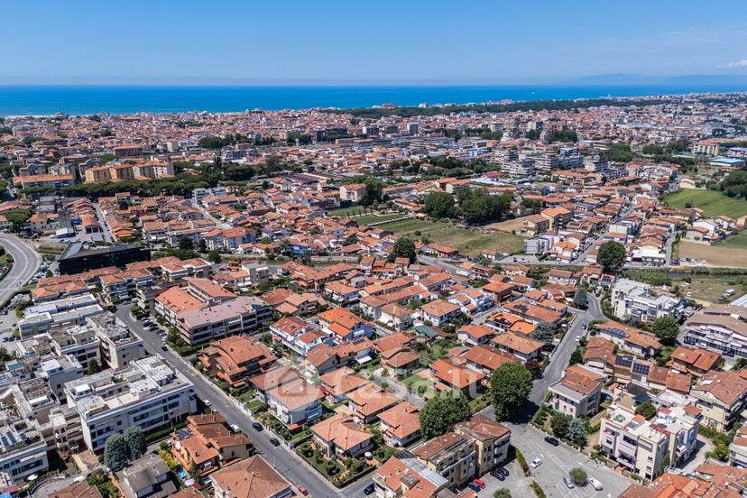 Villa in Via degli Ontani 48 — foto 27 di 34