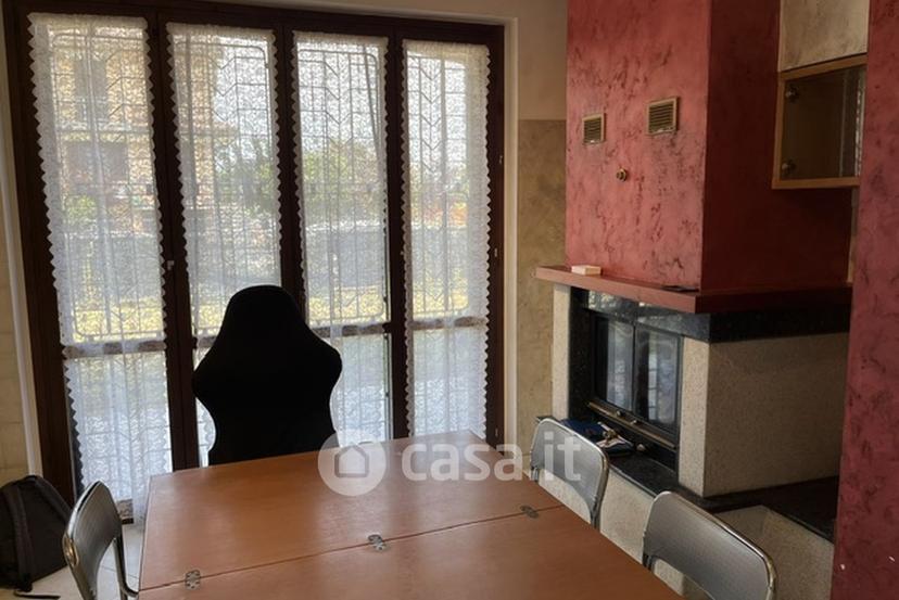Quadrilocale in Via Cadore 5 — foto 34 di 39