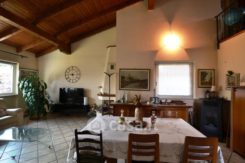 Villa in Via Roma 11 — foto 5 di 40