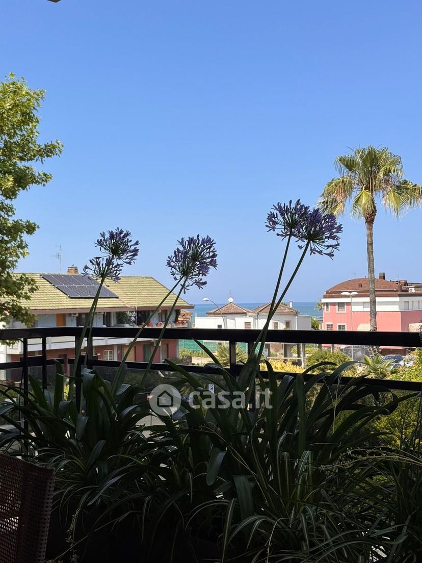 Trilocale in Viale Alcione — foto 4 di 9