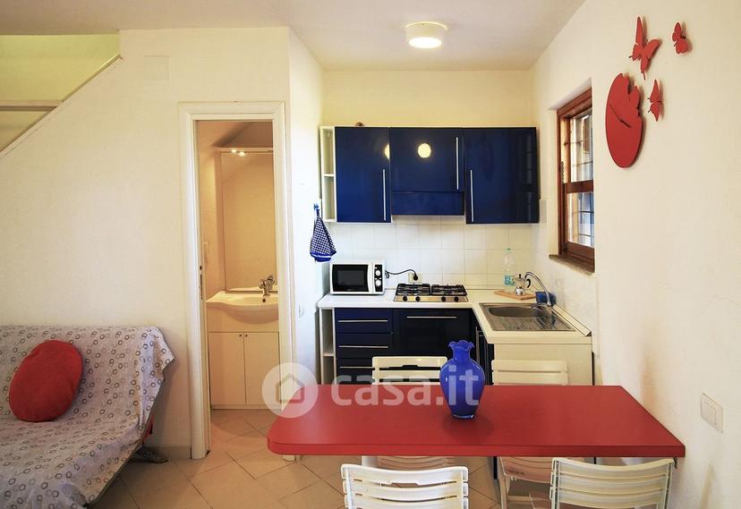 Trilocale in Via della Fattoria Romana — foto 2 di 16