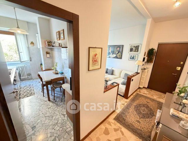 Trilocale in Via Antonio Canova 34 — foto 4 di 21