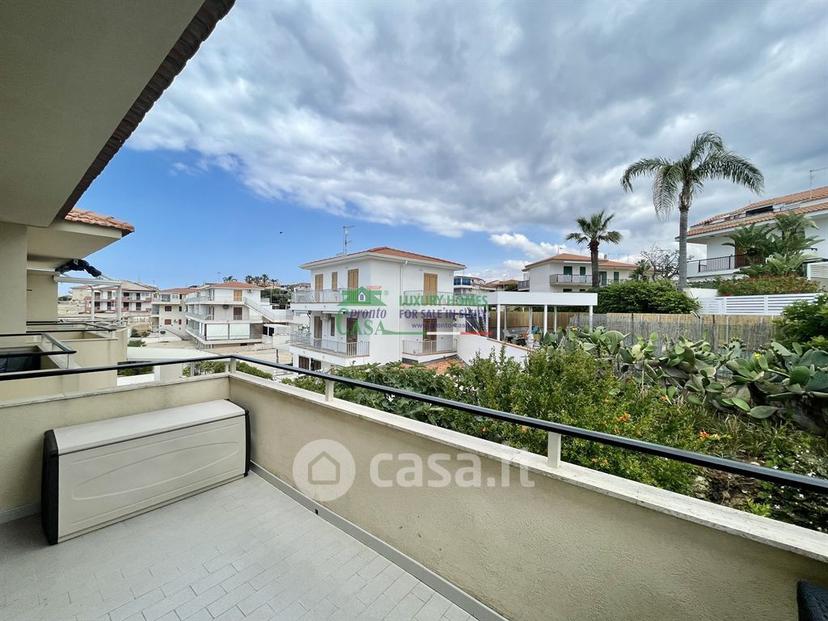 Trilocale in Via Cavaliere Luigi Bisani — foto 27 di 29