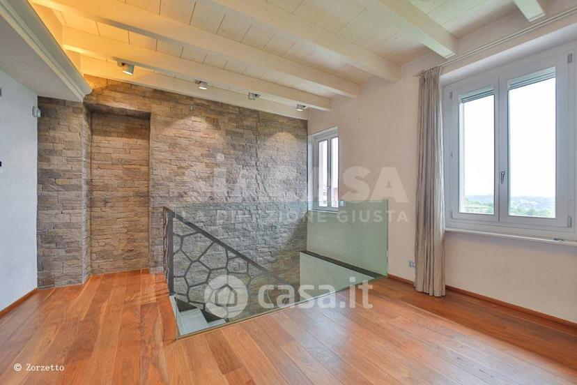 Villa in Via Belvedere 37 — foto 17 di 95