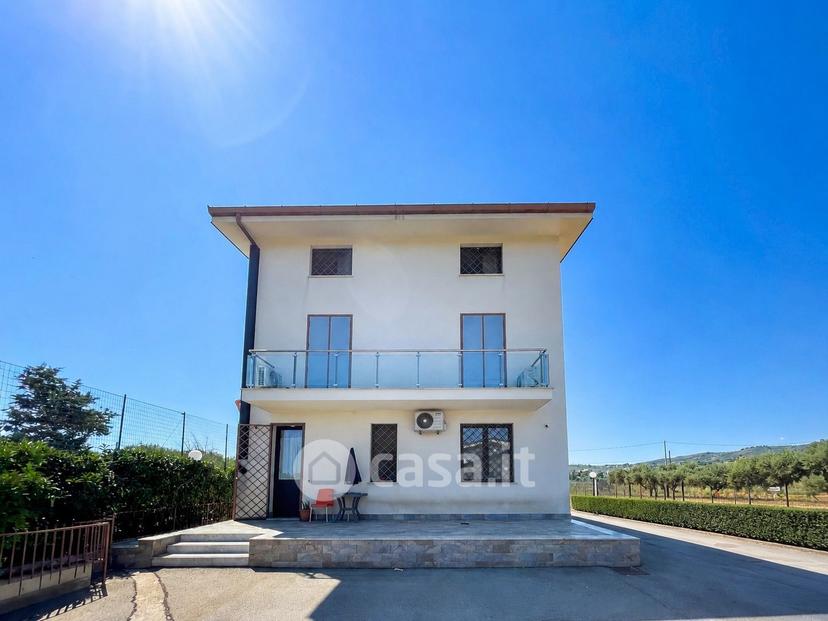 Villa in Via Giovanni Guareschi 67 — foto 76 di 115