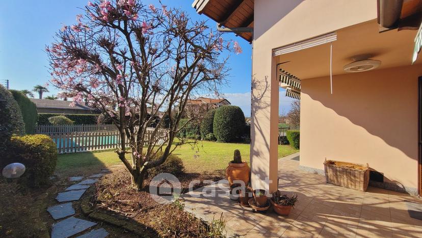 Villa in Via Giuseppe de Filippi 29 — foto 15 di 53