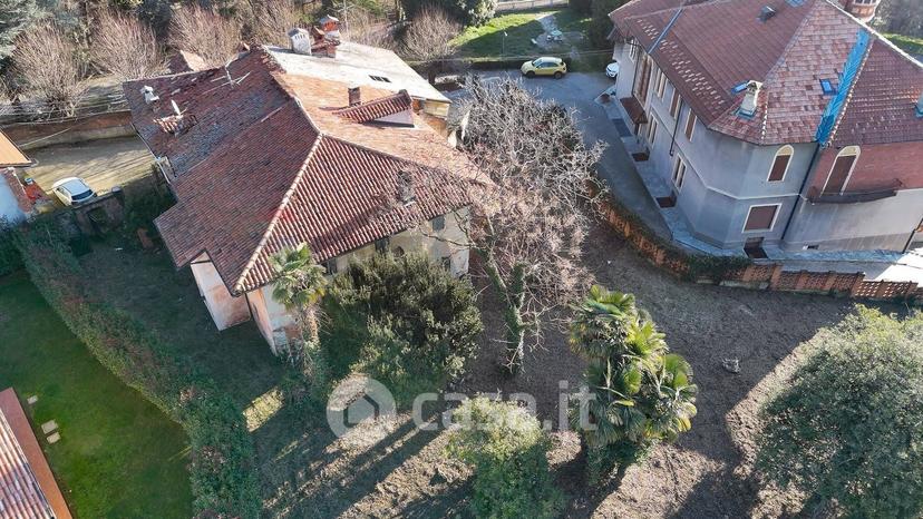 Appartamento in Via Cesare Battisti 12 — foto 32 di 58