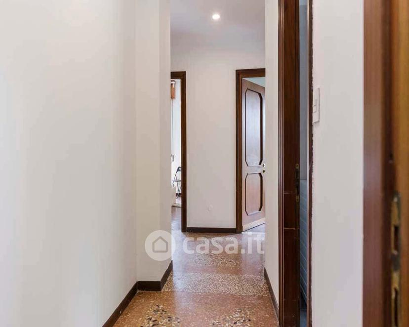 Stanza in Viale Giovanni Vicini 20 — foto 17 di 18