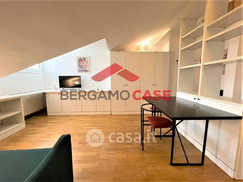 Monolocale in Via Giosuè Carducci — foto 7 di 12