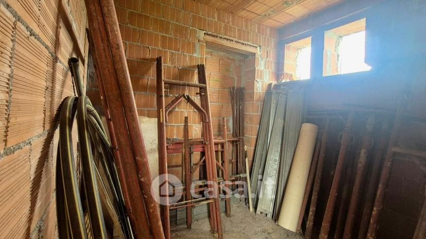 Villa in Via delle Ville 419 — foto 17 di 33