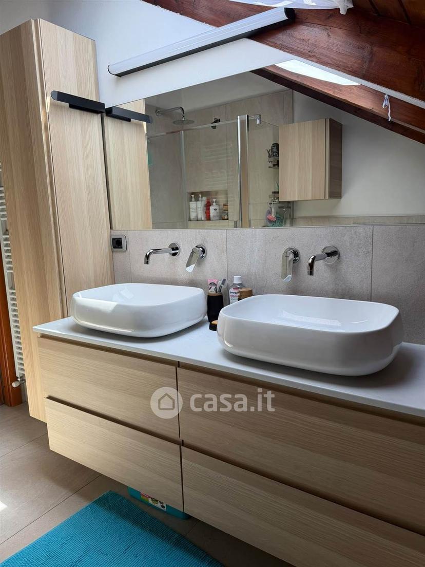 Trilocale in Via Bruno Buozzi 56 — foto 5 di 45