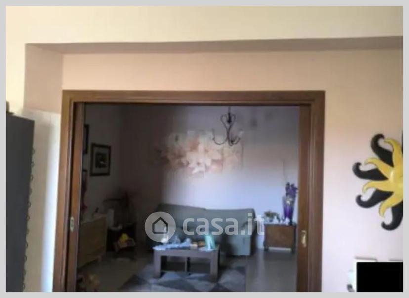 Quadrilocale in Via Peripoli — foto 2 di 34