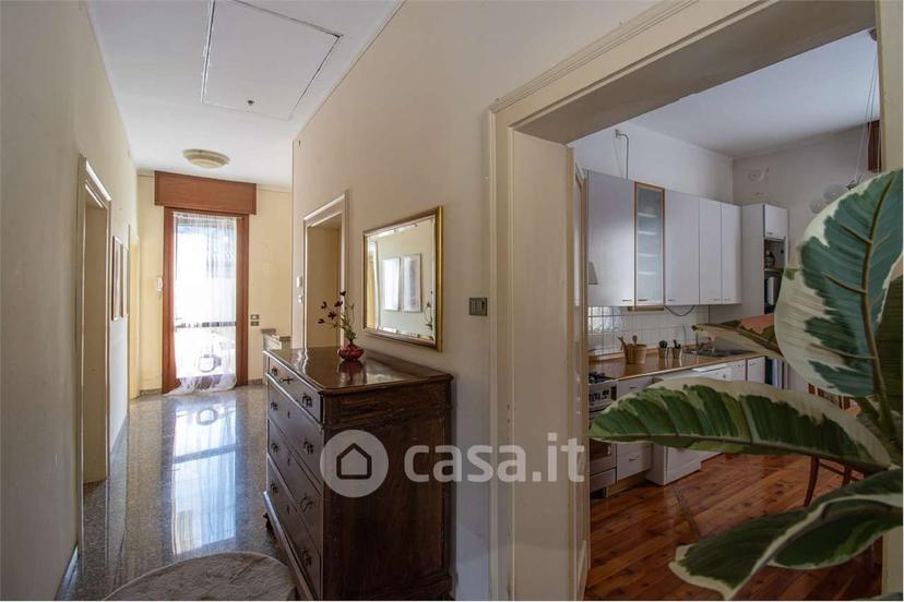 Villa in Via IV Novembre — foto 53 di 60