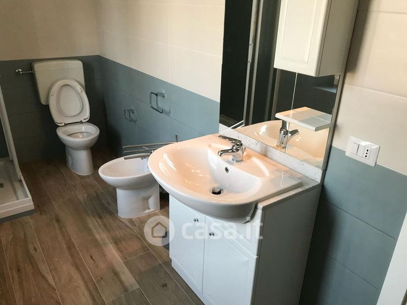 Trilocale in Via Leopoldo Gasparotto 1 — foto 10 di 14