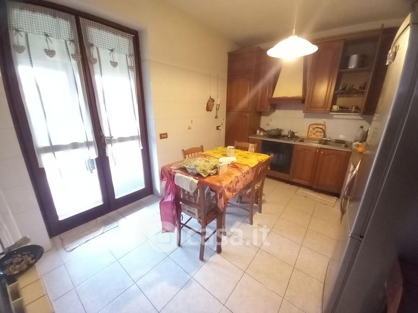 Villa in Via Gagnago — foto 11 di 32