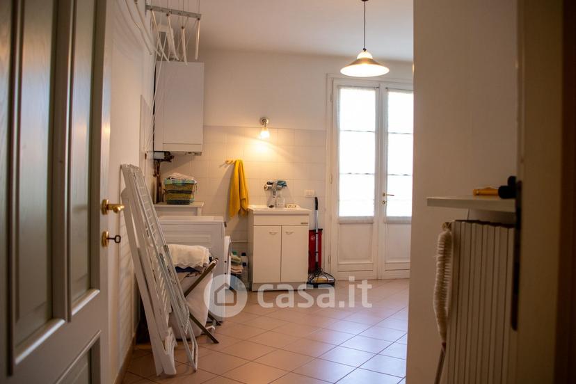 Villa in Via Goito — foto 16 di 42