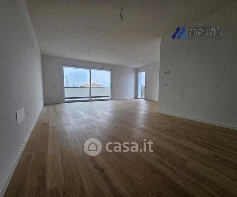 Appartamento in Via Argine Sinistro 23 — foto 16 di 33