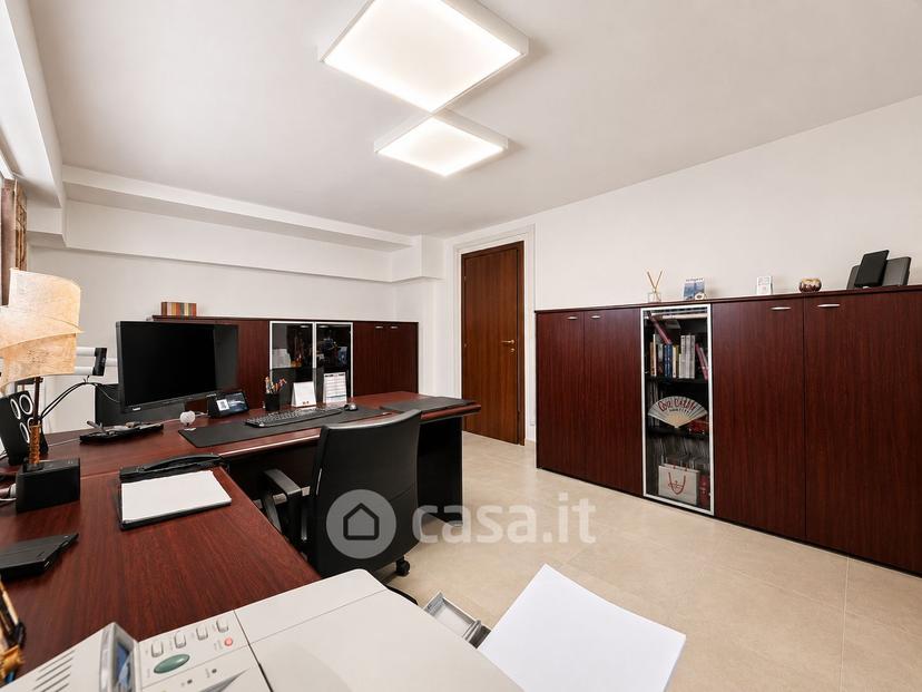 Bilocale in Via Alfredo Oriani 5 /a — foto 10 di 30