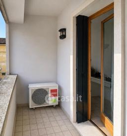 Trilocale in Via Alcide de Gasperi