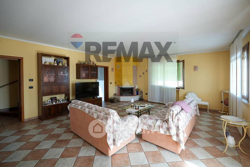 Villa in Via San Giovanni Bosco 1 — foto 25 di 30