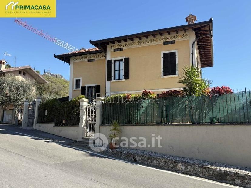Villa in Via Montemaderno 8 — foto 17 di 30