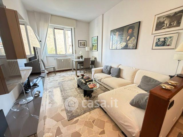 Trilocale in Via Antonio Canova 34 — foto 18 di 21