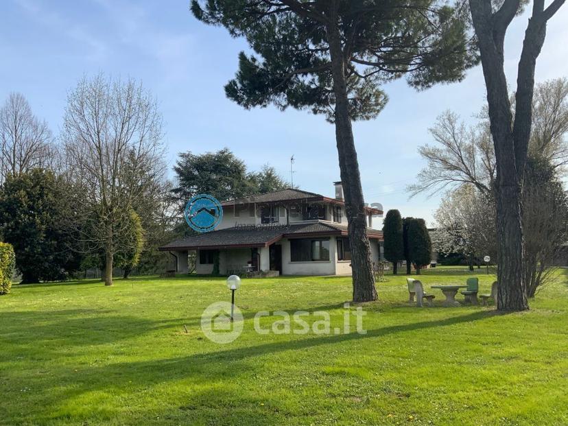 Villa in Via P. Micca — foto 16 di 37