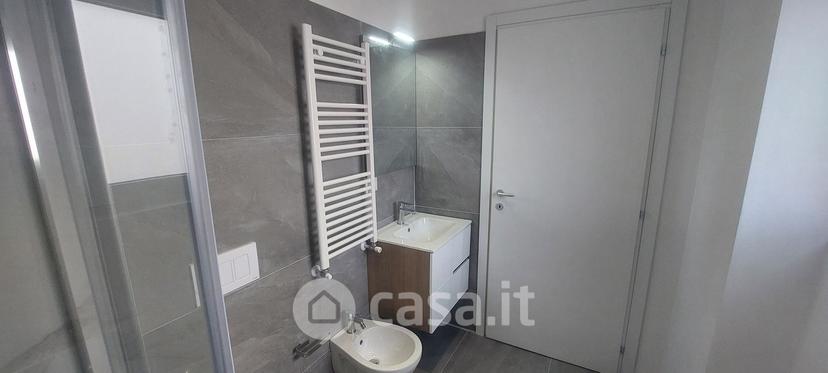 Trilocale in Via Risorgimento 2 — foto 14 di 29