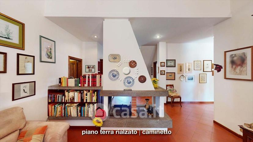 Villa in Via Arno 10 — foto 3 di 64