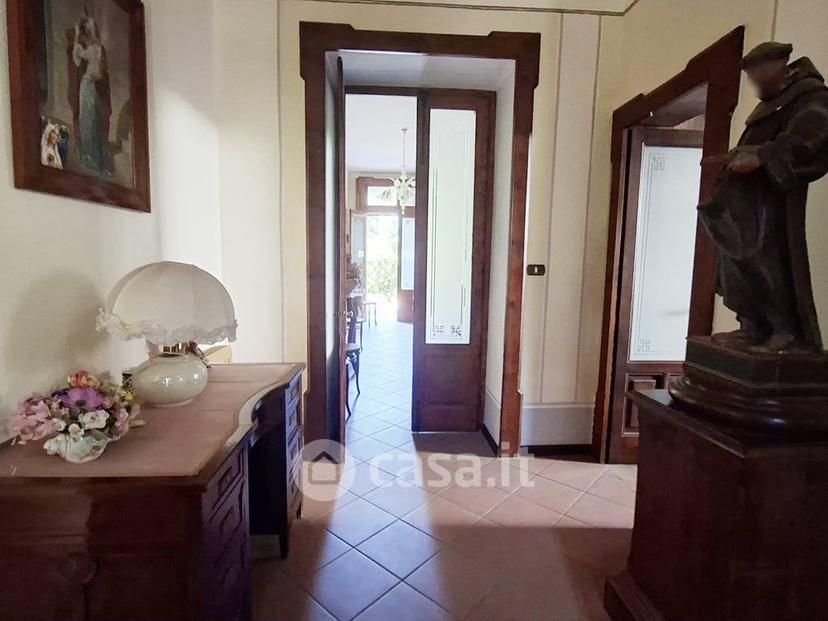Villa in Via Dannunzio — foto 3 di 41