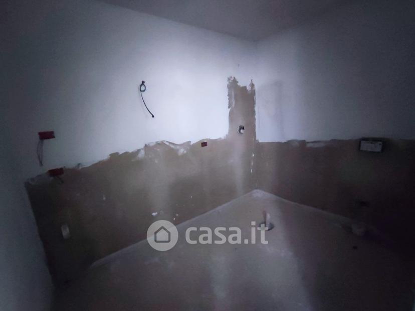 Trilocale in Via Valtrighe — foto 23 di 33
