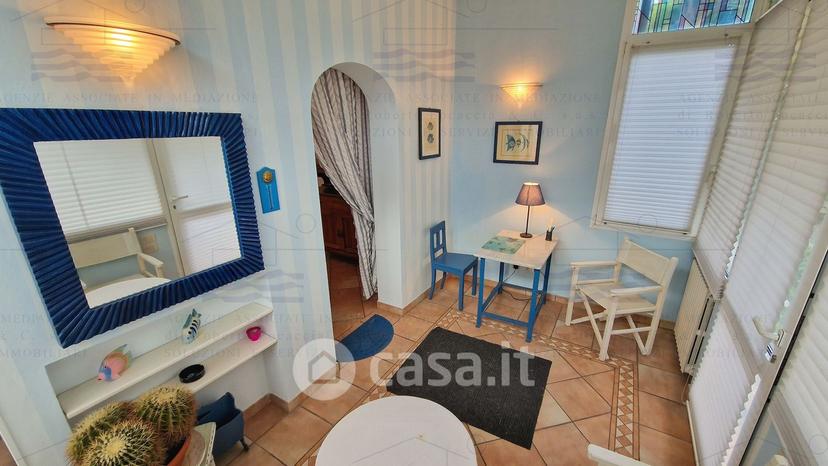 Appartamento in Viale Due Giugno (angolo Con Seconda Traversa Pine 101 — foto 19 di 39