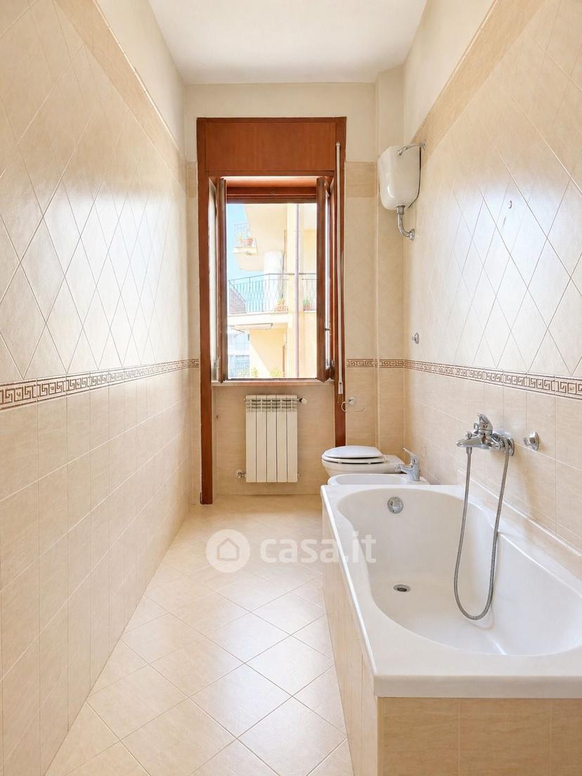 Trilocale in Via Fratelli Cervi 19 — foto 8 di 23