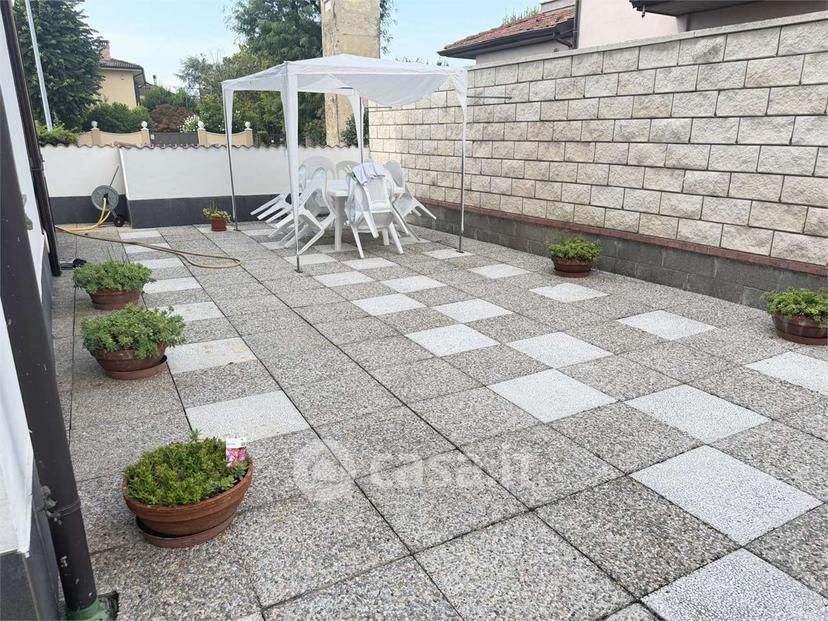 Villa in Via Cristoforo Colombo — foto 39 di 45