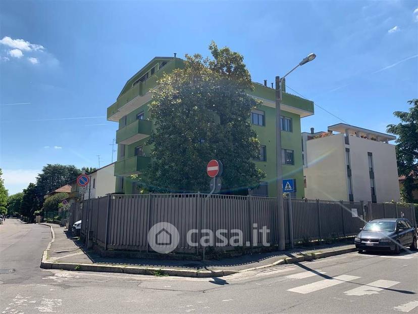 Bilocale in Via Udine 1 — foto 6 di 7