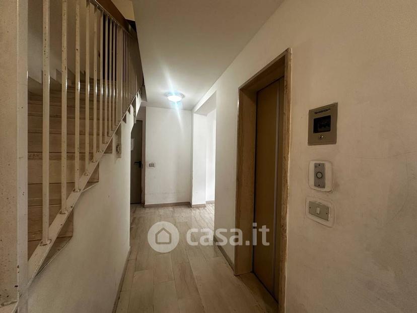Quadrilocale in Via Emilia Romagna — foto 24 di 24
