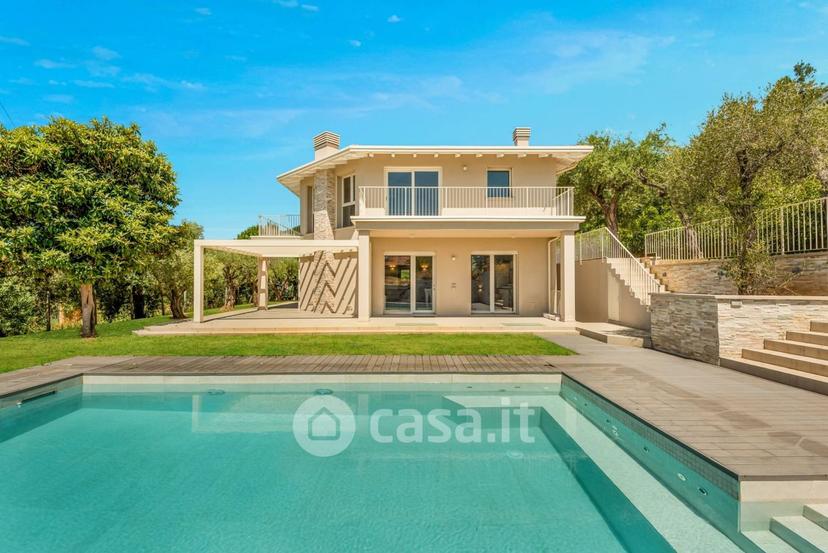 Villa in Via della Chiusa 323 — foto 23 di 36