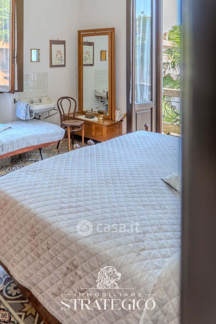 Villa in Via de Bernardi 5 — foto 46 di 74