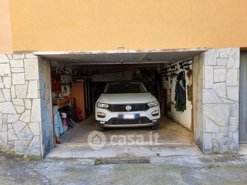Quadrilocale in Via Laiolo — foto 39 di 51