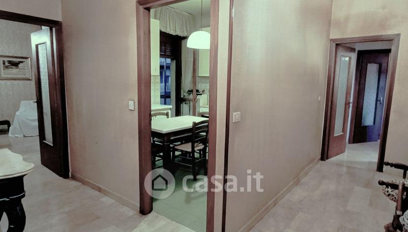 Quadrilocale in Via della Banda Lenti 6