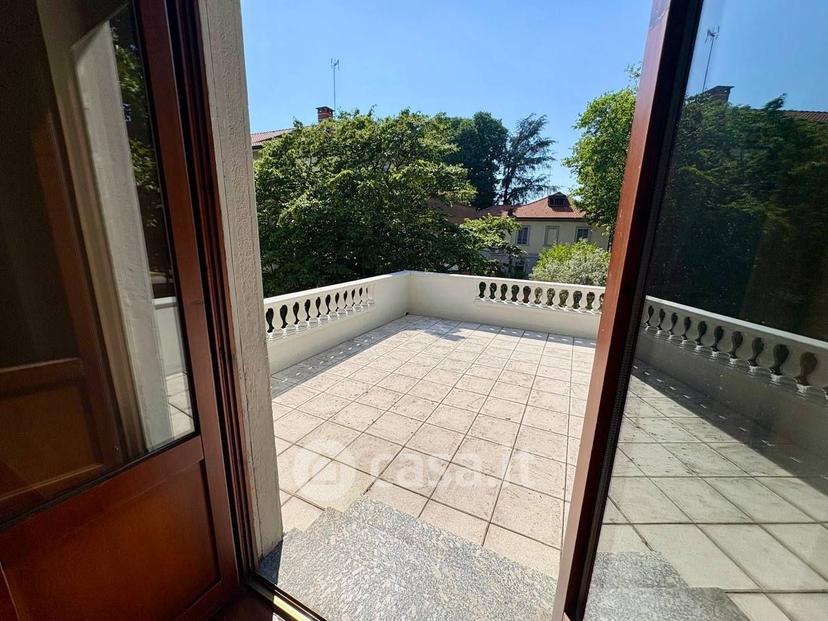 Villa in Via Vittorio Alfieri 2 — foto 70 di 78