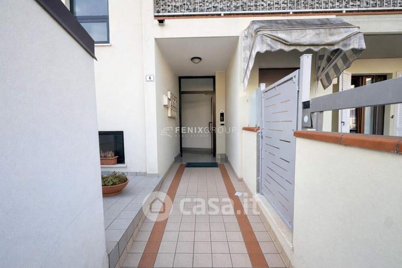 Trilocale in Via Mincio 6 — foto 7 di 44