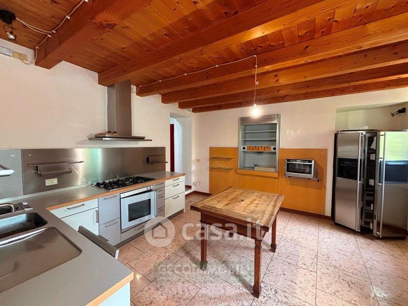 Villa in Via Caldoie — foto 14 di 30