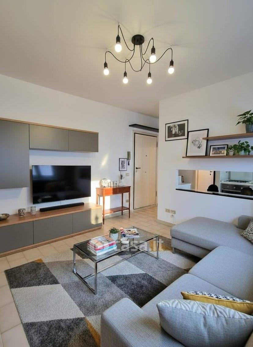 Bilocale in Via Vasco Zappaterra 36 — foto 10 di 40