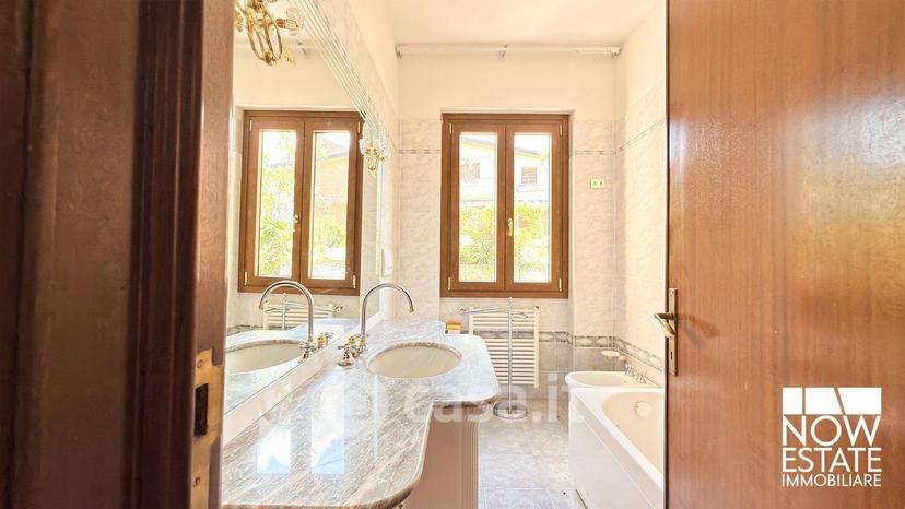 Villa in Passo della Scheggia — foto 34 di 49
