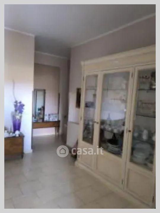Quadrilocale in Via Peripoli — foto 25 di 34