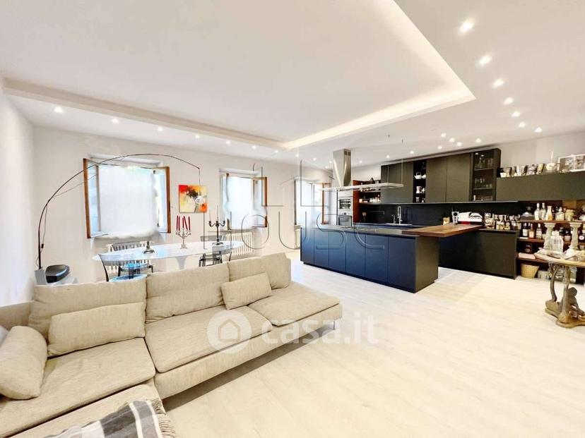 Quadrilocale in Via del Campo della Fiera — foto 12 di 33
