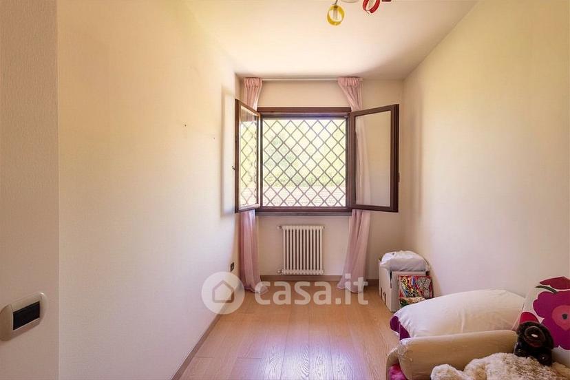 Villa in Via XX Settembre — foto 6 di 28