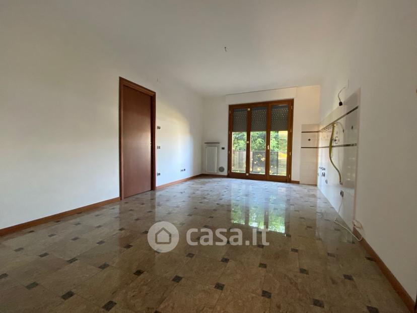Trilocale in Via San Defendente — foto 7 di 17