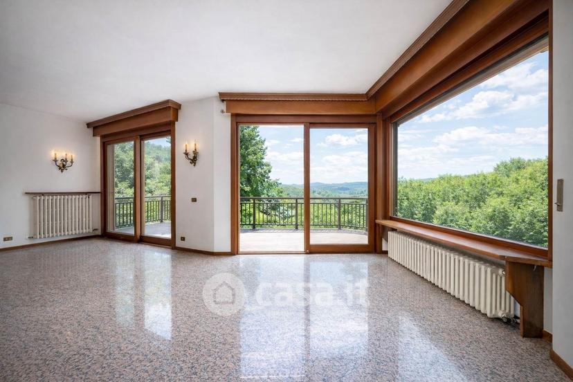Villa in Via Don Ronchi 18 — foto 4 di 33